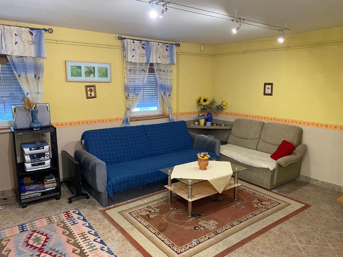 Toparti Vendeghaz - Lipot, Magyarorszag Dış mekan fotoğraf